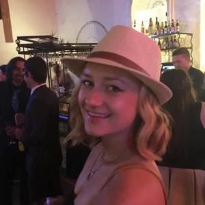 Meet your Posher, Tessa